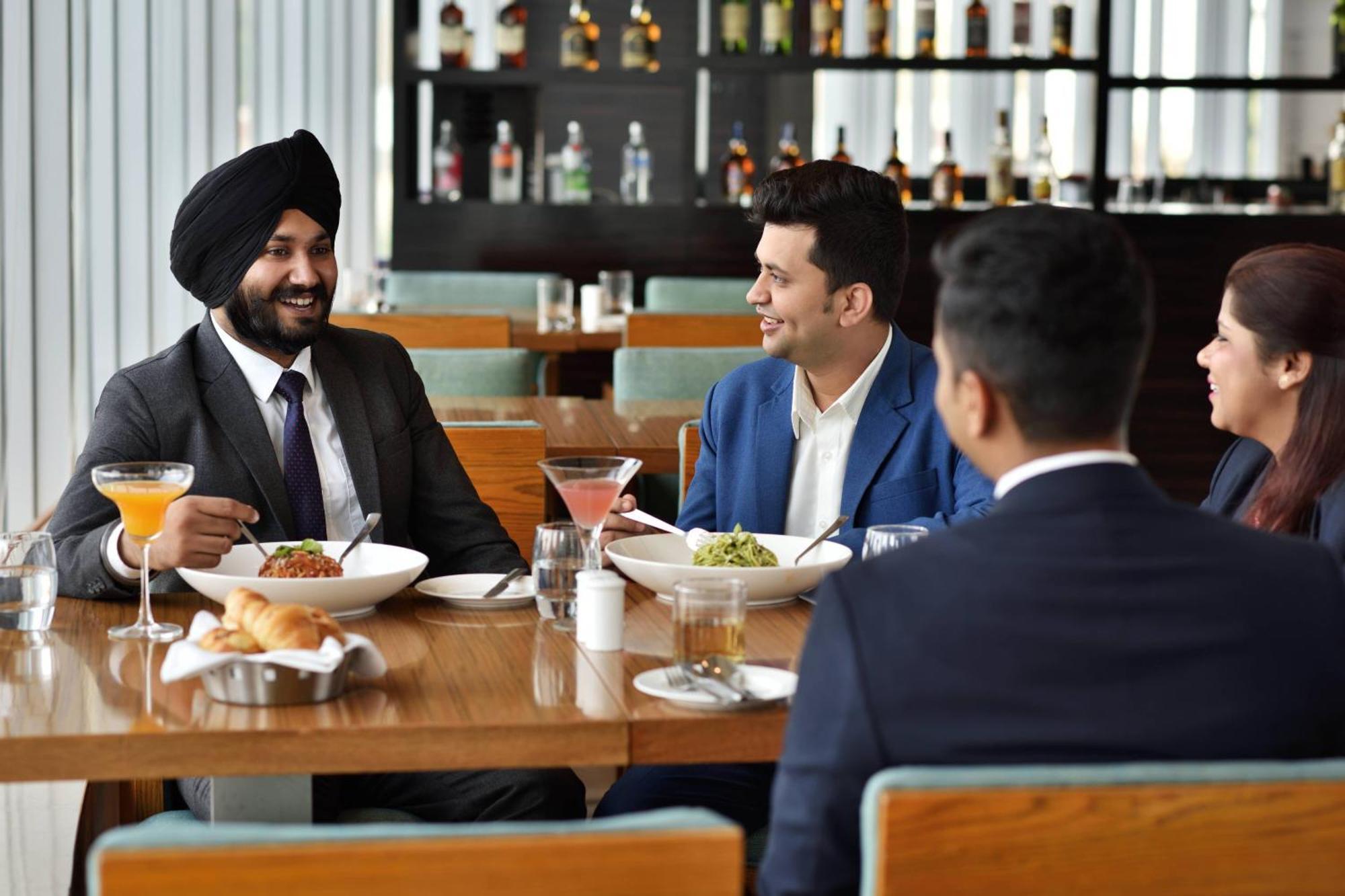 Fairfield By Marriott Bengaluru Rajajinagar Hotel Екстериор снимка