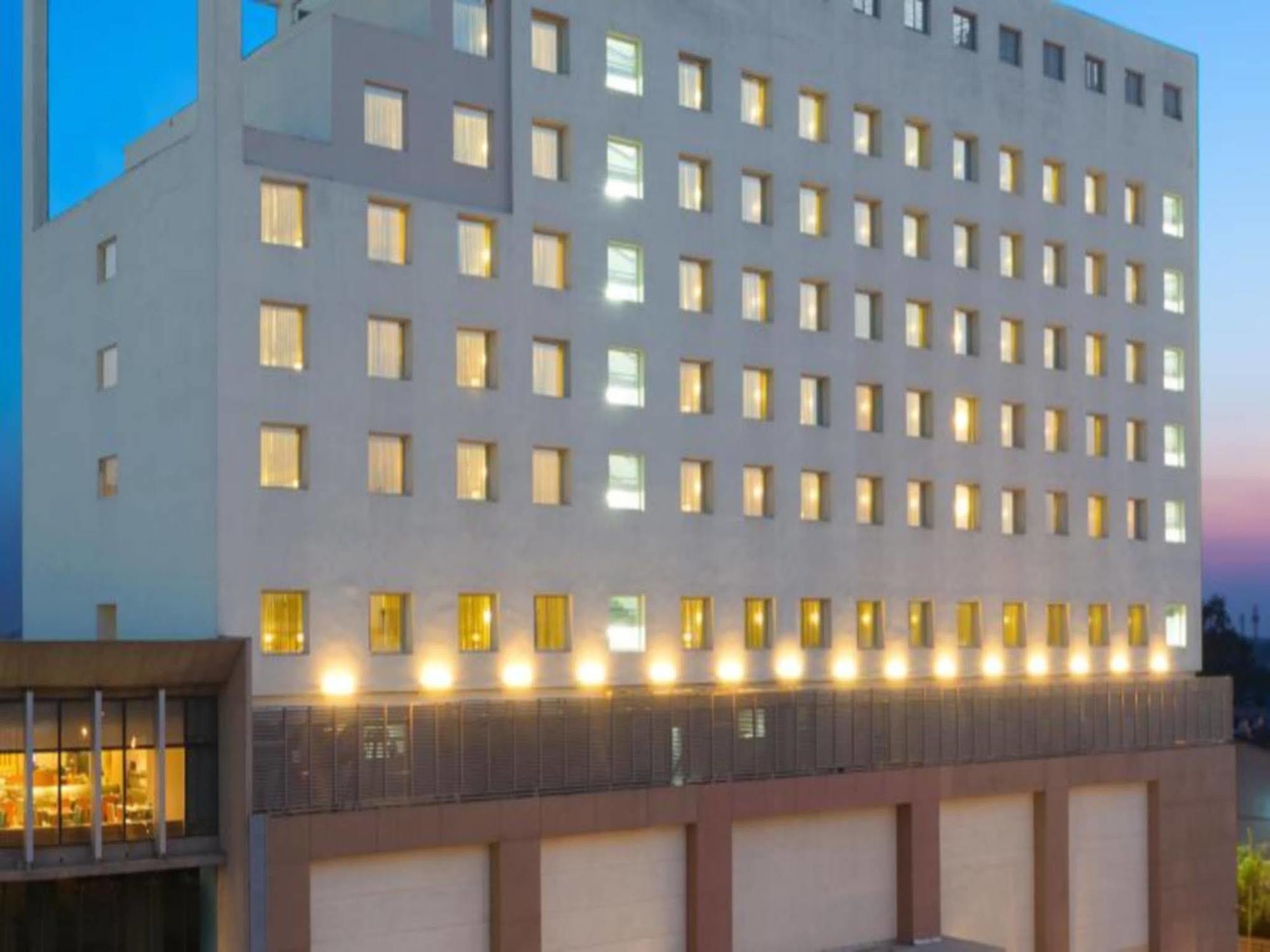 Fairfield By Marriott Bengaluru Rajajinagar Hotel Екстериор снимка